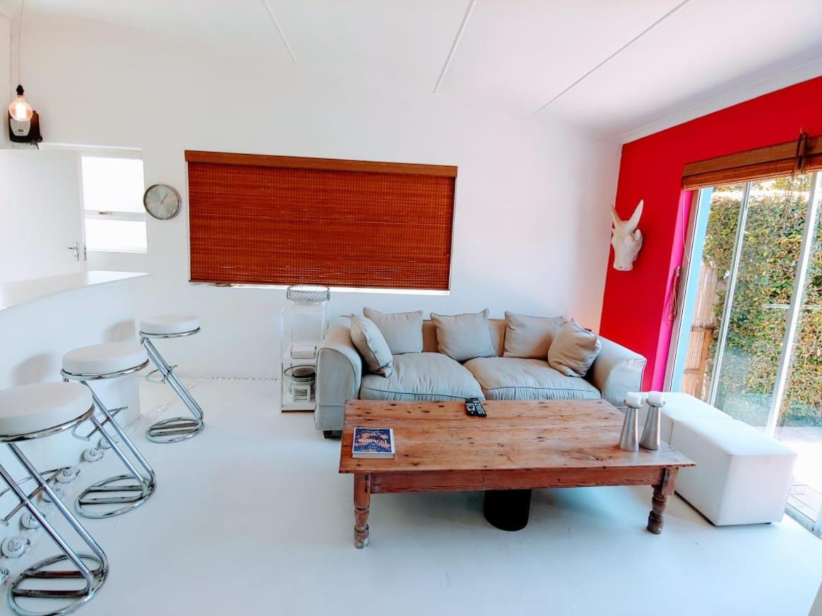 Bamboo Beach Seaside House Hotel Hermanus Exterior photo